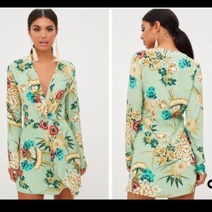 Long sleeve green dress